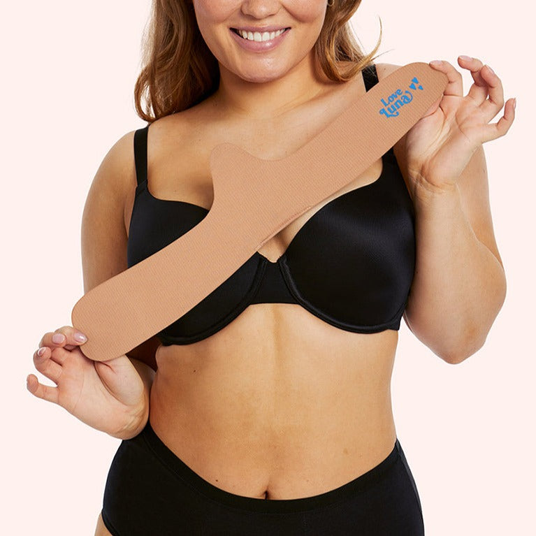 Women love £10  bra liner that stops boobs from sweating in